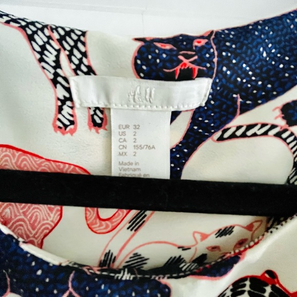 H&M cat pattern shift dress - Picture 4 of 4